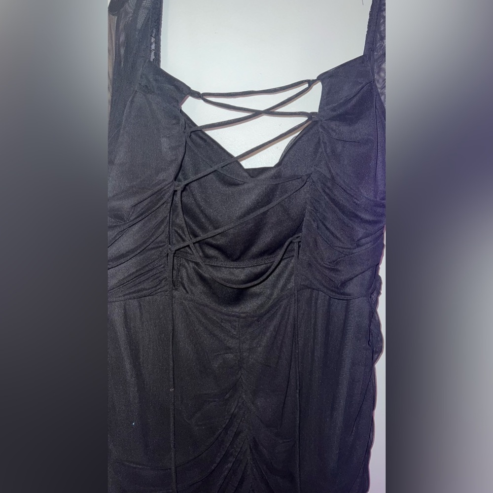 City Studio- Little black dress - Picture 4 of 5